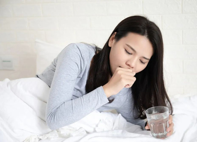 Sáng ngủ dậy thấy 4 dấu hiệu chứng tỏ ung thư đang “ngấu nghiến” lá phổi, cần khám ngay- Ảnh 1. Sáng ngủ dậy thấy 4 dấu hiệu chứng tỏ ung thư đang “ngấu nghiến” lá phổi, cần khám ngay- Ảnh 1.