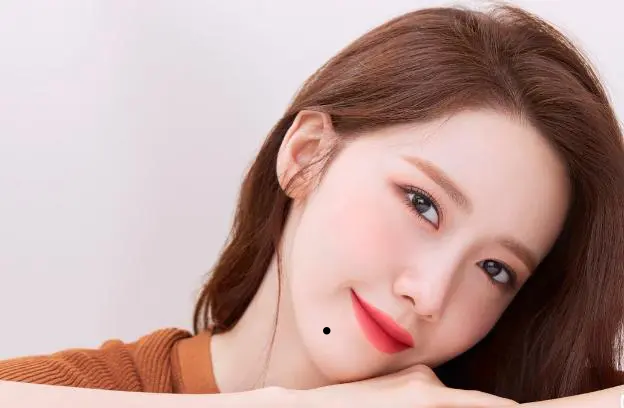 Nốt ruồi ở 5 vị trí này báo hiệu giàu có và sức khỏe tốt, càng về trung vận càng nhiều tiền bạc, đất đai- Ảnh 1. Nốt ruồi ở 5 vị trí này báo hiệu giàu có và sức khỏe tốt, càng về trung vận càng nhiều tiền bạc, đất đai- Ảnh 1.