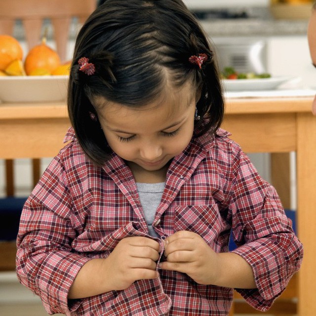 Theo phương pháp Montessori thì đây là 10 việc nên để con tự làm - Ảnh 1. Theo phương pháp Montessori thì đây là 10 việc nên để con tự làm - Ảnh 1.