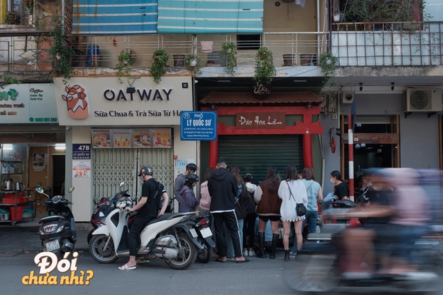 Ăn ngập các món ngon từ cốm để “ôm trọn” mùa thu Hà Nội - Ảnh 2. Ăn ngập các món ngon từ cốm để “ôm trọn” mùa thu Hà Nội - Ảnh 2.