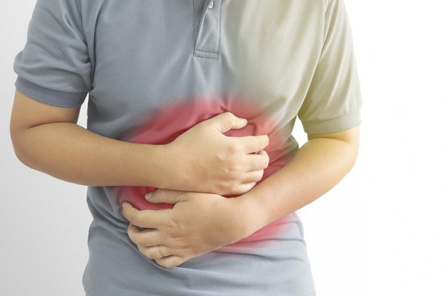 3 biểu hiện cảnh báo dạ dày sắp thủng như tổ ong, đến bệnh viện khám ngay kẻo không kịp - Ảnh 1. 3 biểu hiện cảnh báo dạ dày sắp thủng như tổ ong, đến bệnh viện khám ngay kẻo không kịp - Ảnh 1.