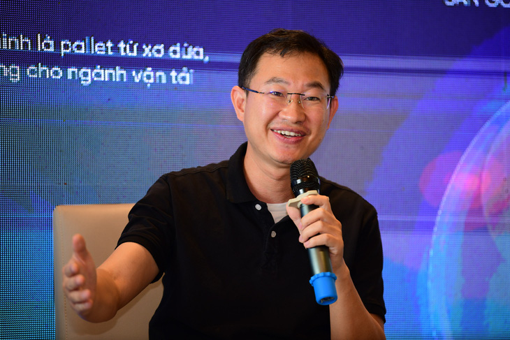 talkshow-khoi-nghiep-xanh-4-1729230752680241472839 Talkshow Định hướng khởi nghiệp xanh: Cuộc gặp giữa start-up trẻ và các golfer đặc biệt - Ảnh 4.