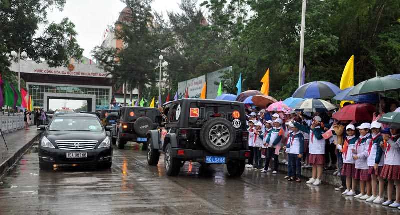 Ngày 6-11, người dân có thể tự lái xe du lịch sang Trung Quốc - Ảnh 1. Ngày 6-11, người dân có thể tự lái xe du lịch sang Trung Quốc - Ảnh 1.