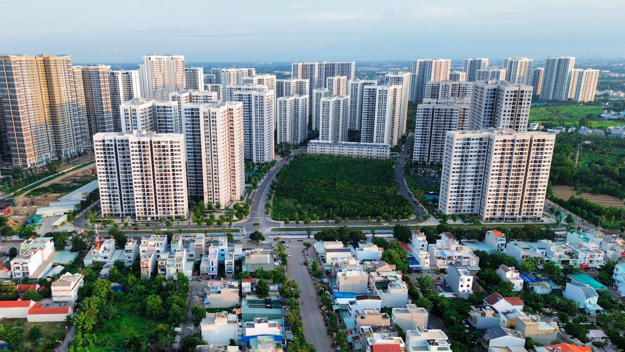 Những con đường được quy hoạch làm mới, mở rộng ở Thủ Đức, giúp tăng cường kết nối cho đại đô thị hơn 100.000 dân của Vinhomes- Ảnh 1. Những con đường được quy hoạch làm mới, mở rộng ở Thủ Đức, giúp tăng cường kết nối cho đại đô thị hơn 100.000 dân của Vinhomes- Ảnh 1.