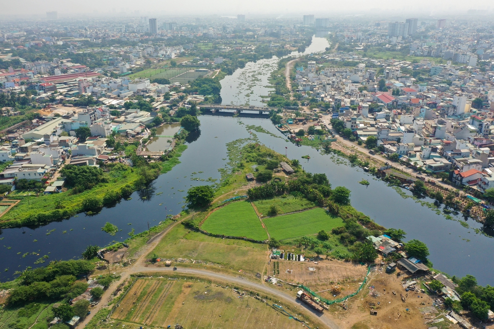 Tập đoàn Thuận An 'góp mặt' ở 3 công trình hàng nghìn tỷ tại TP.HCM, một dự án bị triệu tập họp gấp- Ảnh 1. Tập đoàn Thuận An 'góp mặt' ở 3 công trình hàng nghìn tỷ tại TP.HCM, một dự án bị triệu tập họp gấp- Ảnh 1.