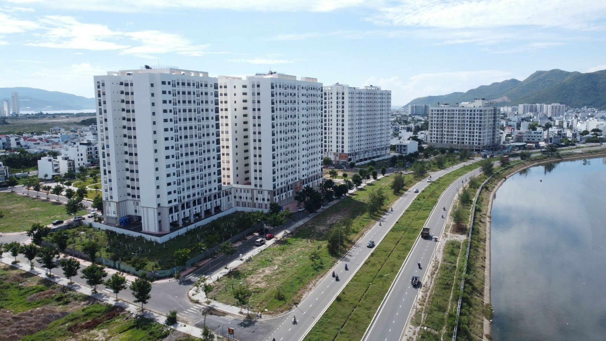 Nha Trang: Mệt mỏi vì mua căn hộ chưa được ra sổ hồng- Ảnh 1. Nha Trang: Mệt mỏi vì mua căn hộ chưa được ra sổ hồng- Ảnh 1.