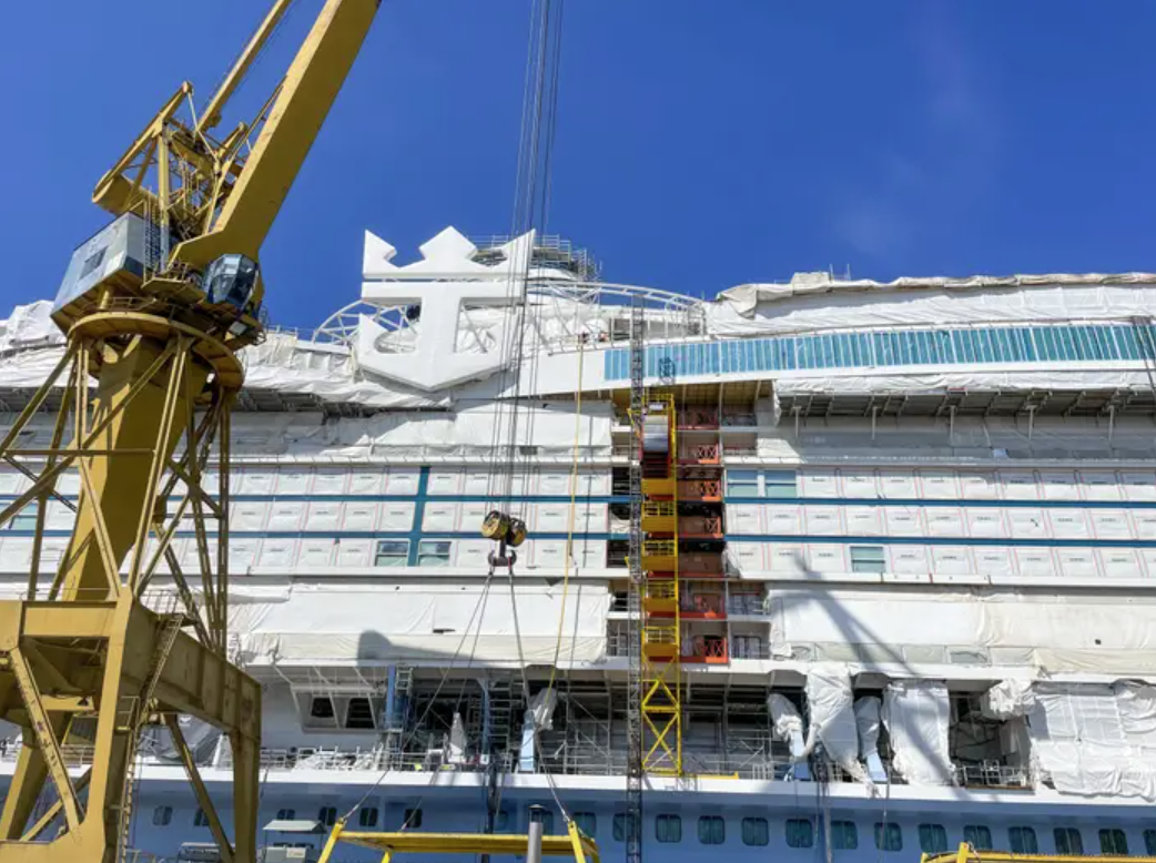 Khám phá du thuyền lớn nhất thế giới, to gấp 5 lần tàu Titanic và được thiết kế với chi tiết chưa từng có - Ảnh 1. Khám phá du thuyền lớn nhất thế giới, to gấp 5 lần tàu Titanic và được thiết kế với chi tiết chưa từng có - Ảnh 1.