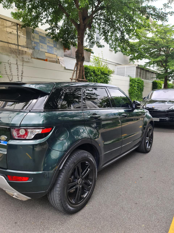 Chiếc Range Rover Evoque này sau 11 năm còn ngang giá Seltos 'đập hộp': Máy mạnh, nội thất vẫn 'chảnh' nhưng phải đánh đổi bằng chất lượng - Ảnh 1. Chiếc Range Rover Evoque này sau 11 năm còn ngang giá Seltos 'đập hộp': Máy mạnh, nội thất vẫn 'chảnh' nhưng phải đánh đổi bằng chất lượng - Ảnh 1.