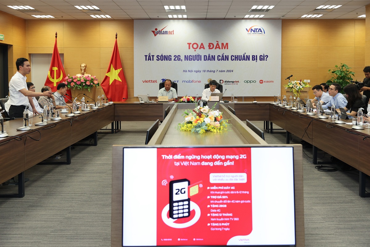 Tắt sóng 2G, người dân sẽ không bị bỏ lại phía sau- Ảnh 1. Tắt sóng 2G, người dân sẽ không bị bỏ lại phía sau- Ảnh 1.