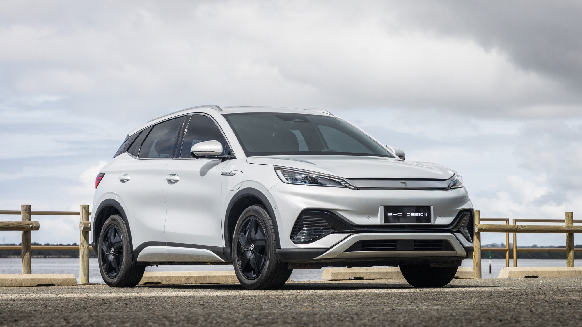 Rộ tin BYD khai trương đại lý đầu tiên Việt Nam ngày 1/5: Bán SUV và sedan, kế hoạch mở 3 đại lý tại Hà Nội- Ảnh 1. Rộ tin BYD khai trương đại lý đầu tiên Việt Nam ngày 1/5: Bán SUV và sedan, kế hoạch mở 3 đại lý tại Hà Nội- Ảnh 1.