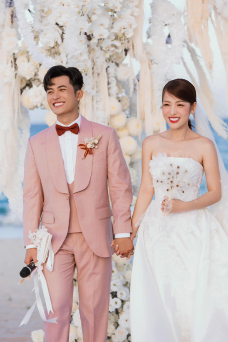 Hoa cưới độc đáo của Puka và bó hoa cưới đắt nhất thế giới mang tên lạ - Ảnh 1. Hoa cưới độc đáo của Puka và bó hoa cưới đắt nhất thế giới mang tên lạ - Ảnh 1.