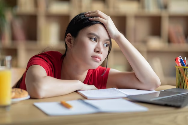 Khi mối quan hệ gia đình bị đảo ngược: Cha mẹ bất lực, con cái ức chế, khó trưởng thành - Ảnh 1. Khi mối quan hệ gia đình bị đảo ngược: Cha mẹ bất lực, con cái ức chế, khó trưởng thành - Ảnh 1.