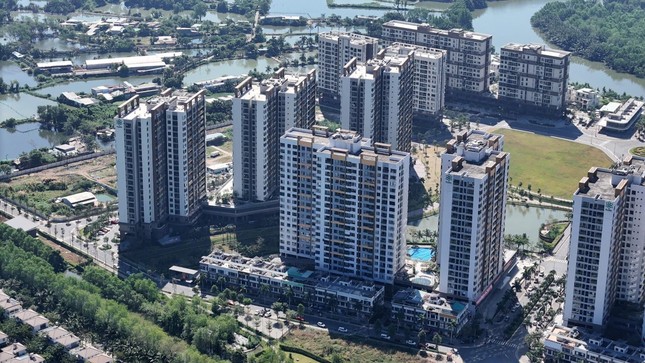 TPHCM: Đơn vị thẩm định giá đất có hiện tượng 'đi đêm' với nhà đầu tư?- Ảnh 1. TPHCM: Đơn vị thẩm định giá đất có hiện tượng 'đi đêm' với nhà đầu tư?- Ảnh 1.