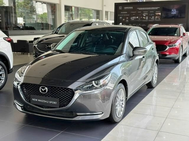 Vì sao Mazda2 tại thị trường này có giá 3,5 tỷ đồng ngang ngửa ô tô hạng sang, đắt gấp 7 lần Việt Nam? - Ảnh 1. Vì sao Mazda2 tại thị trường này có giá 3,5 tỷ đồng ngang ngửa ô tô hạng sang, đắt gấp 7 lần Việt Nam? - Ảnh 1.