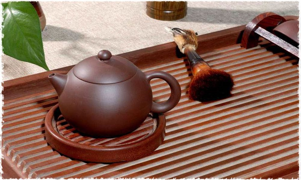 Giải mã những ấm trà có giá đắt bằng cả căn chung cư: Bí quyết nằm ở loại đất quý hơn vàng ở Trung Quốc - Ảnh 1. Giải mã những ấm trà có giá đắt bằng cả căn chung cư: Bí quyết nằm ở loại đất quý hơn vàng ở Trung Quốc - Ảnh 1.