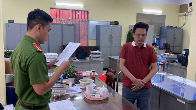 Thủ đoạn Chủ tịch Công ty Capel dùng để lừa đảo hàng trăm tỷ bằng cách ký kết gần 8.000 “hợp đồng" - Ảnh 1. Thủ đoạn Chủ tịch Công ty Capel dùng để lừa đảo hàng trăm tỷ bằng cách ký kết gần 8.000 “hợp đồng" - Ảnh 1.