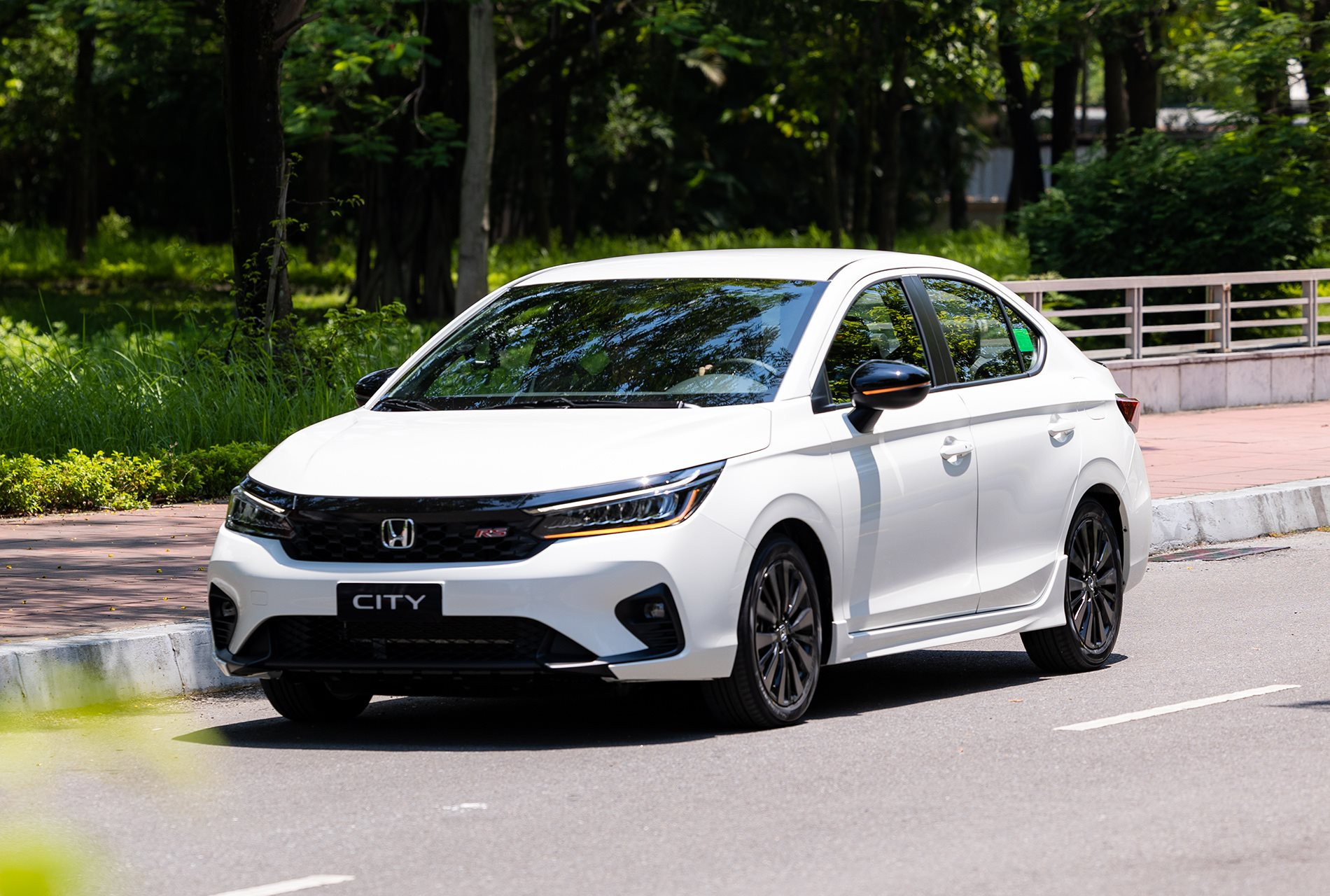 Honda City 2023 liên tục giảm giá, lăn bánh gần chạm giá ‘dọn kho’ phiên bản cũ - Ảnh 1. Honda City 2023 liên tục giảm giá, lăn bánh gần chạm giá ‘dọn kho’ phiên bản cũ - Ảnh 1.