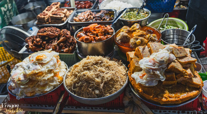 Điểm danh những tiệm cơm tấm ngon loanh quanh trung tâm Sài Gòn- Ảnh 1. Điểm danh những tiệm cơm tấm ngon loanh quanh trung tâm Sài Gòn- Ảnh 1.