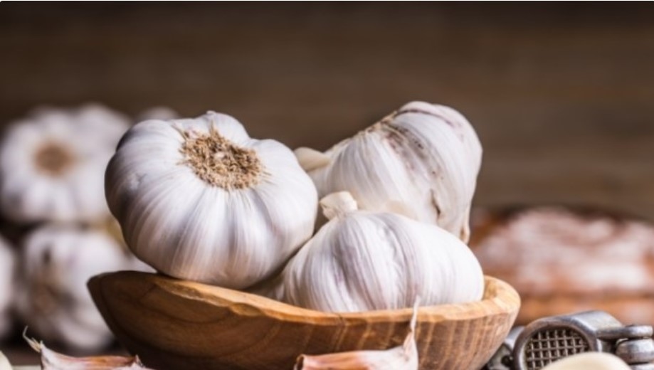 Uống trà tỏi vào mỗi buổi sáng sẽ giúp cơ thể nhận được những điều này - Ảnh 1. Uống trà tỏi vào mỗi buổi sáng sẽ giúp cơ thể nhận được những điều này - Ảnh 1.