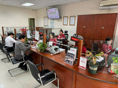 Agribank cũng tham gia cuộc đua phát hành trái phiếu huy động vốn Agribank cũng tham gia cuộc đua phát hành trái phiếu huy động vốn