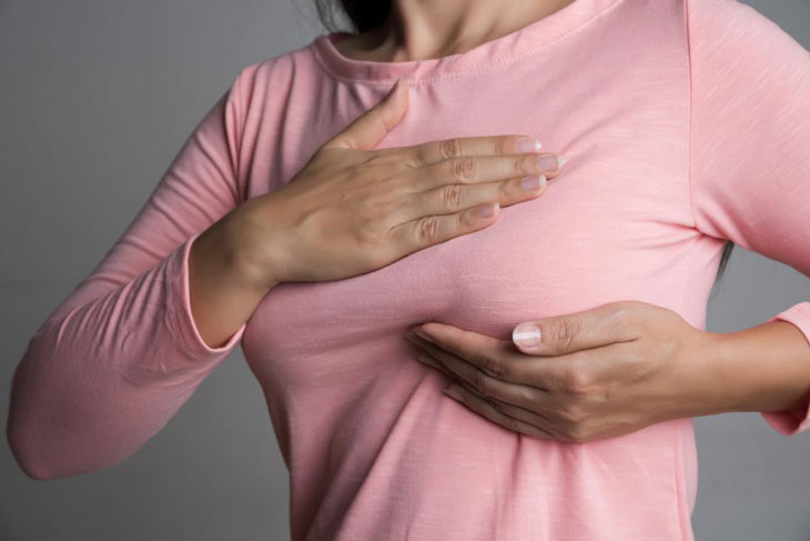 Đau "vòng một" trước kỳ "đèn đỏ" liệu có phải triệu chứng đáng ngờ của ung thư vú? BS ung bướu giải đáp SỰ THẬT- Ảnh 1. Đau "vòng một" trước kỳ "đèn đỏ" liệu có phải triệu chứng đáng ngờ của ung thư vú? BS ung bướu giải đáp SỰ THẬT- Ảnh 1.