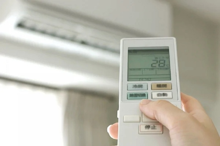 Bật điều hòa 28 độ có phải là tiết kiệm điện? - Ảnh 1. Bật điều hòa 28 độ có phải là tiết kiệm điện? - Ảnh 1.
