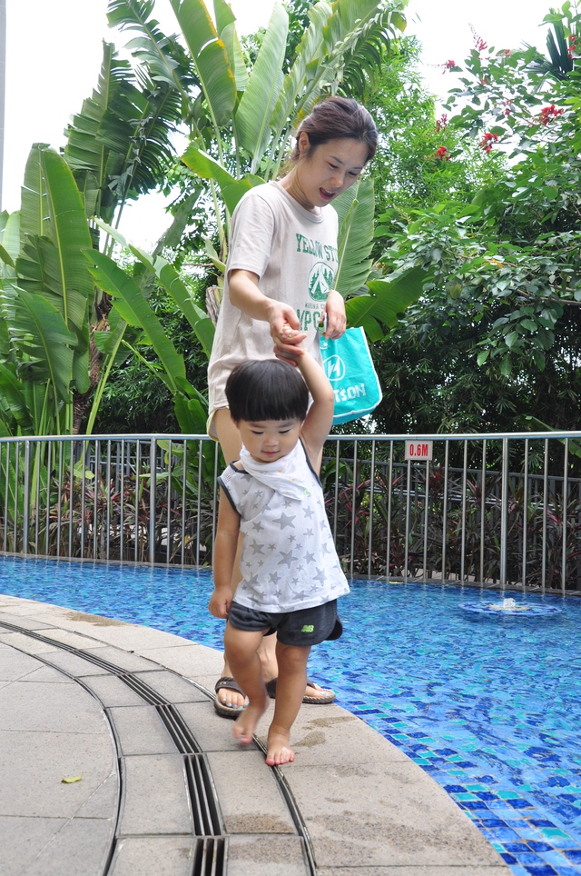 img20170614092531561 Cô Myung Lim Kim (Hàn Quốc) – Cư dân Mulberry Lane sống tại tòa A cùng con nhỏ.