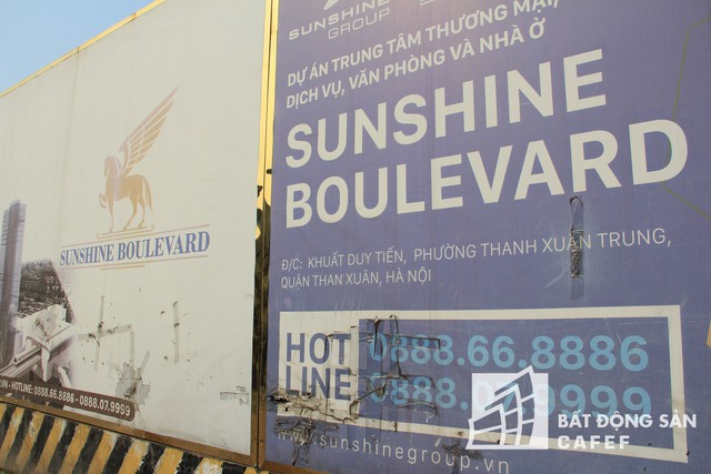 Vì sao dự án Sunshine Boulevard nằm trên đất vàng lại đắp chiếu nhiều năm? - Ảnh 1. Vì sao dự án Sunshine Boulevard nằm trên đất vàng lại đắp chiếu nhiều năm? - Ảnh 1.