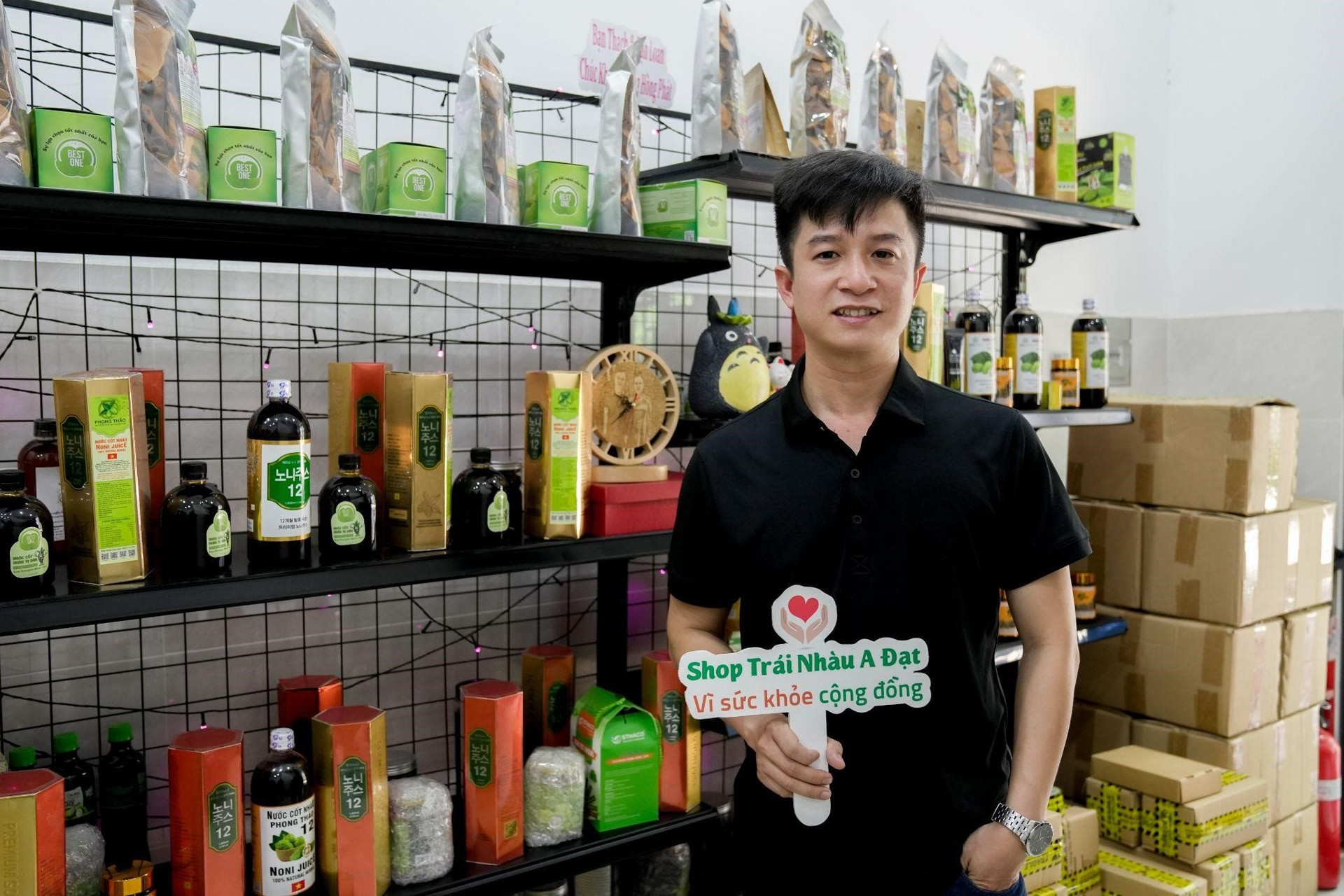 J&T Express đứng đầu bảng xếp hạng chất lượng dịch vụ bưu chính theo đánh giá của Bộ Thông tin và Truyền Thông- Ảnh 1. J&T Express đứng đầu bảng xếp hạng chất lượng dịch vụ bưu chính theo đánh giá của Bộ Thông tin và Truyền Thông- Ảnh 1.