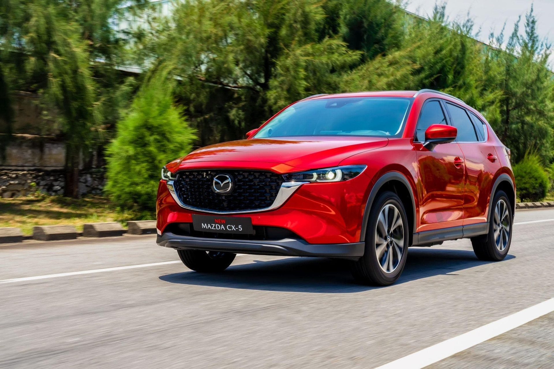 Đua với Honda CR-V và Hyundai Tucson, Mazda CX-5 bất ngờ giảm trở về mức giá ‘huyền thoại’- Ảnh 1. Đua với Honda CR-V và Hyundai Tucson, Mazda CX-5 bất ngờ giảm trở về mức giá ‘huyền thoại’- Ảnh 1.