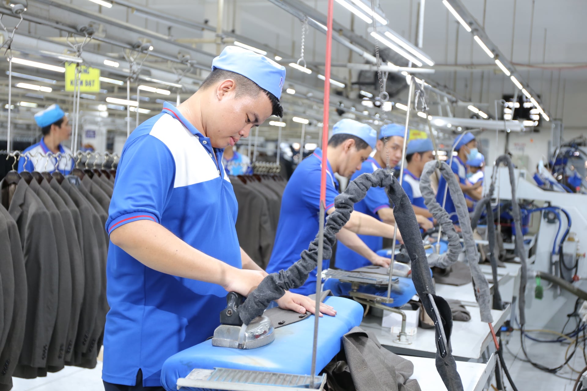 2 lợi ích nếu lấy trợ cấp thất nghiệp trước khi nhận lương hưu- Ảnh 1. 2 lợi ích nếu lấy trợ cấp thất nghiệp trước khi nhận lương hưu- Ảnh 1.