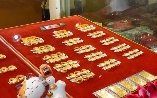 Đang xảy ra việc có tiền cũng không mua được vàng- Ảnh 1. Đang xảy ra việc có tiền cũng không mua được vàng- Ảnh 1.