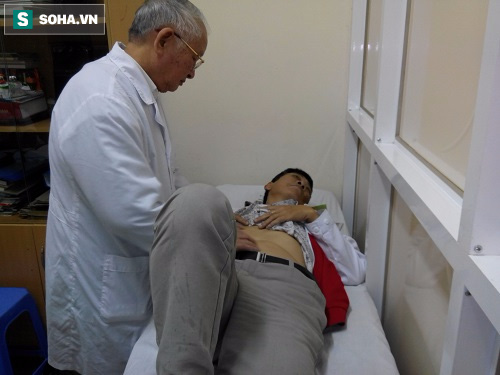 photo-0-1505371932986 GS Trạch khám cho bệnh nhân