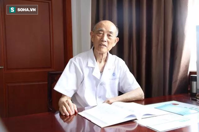 Danh y bàn tay vàng hướng dẫn cách mát xa, xoa bóp nổi tiếng: Người bệnh có thể khỏe lại - Ảnh 1. Danh y bàn tay vàng hướng dẫn cách mát xa, xoa bóp nổi tiếng: Người bệnh có thể khỏe lại - Ảnh 1.