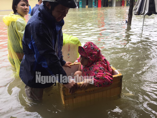 Quảng Nam: Mưa lũ gây chết người, thủy điện vẫn thiếu cả tỉ khối nước - Ảnh 1. Quảng Nam: Mưa lũ gây chết người, thủy điện vẫn thiếu cả tỉ khối nước - Ảnh 1.
