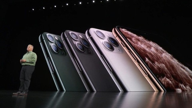 Apple ra mắt iPhone 11 Pro và iPhone 11 Pro Max: Thiết kế pro, màn hình pro, hiệu năng pro, pin pro, camera pro và mức giá cũng pro - Ảnh 1. Apple ra mắt iPhone 11 Pro và iPhone 11 Pro Max: Thiết kế pro, màn hình pro, hiệu năng pro, pin pro, camera pro và mức giá cũng pro - Ảnh 1.