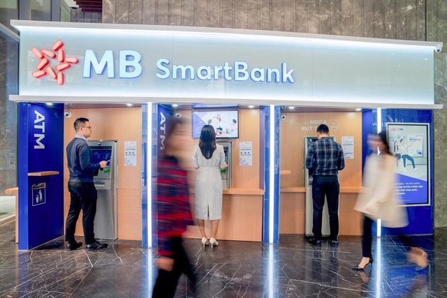 MB Smartbank - Giao dịch ngân hàng tiện lợi và an toàn trong mùa dịch - Ảnh 1. MB Smartbank - Giao dịch ngân hàng tiện lợi và an toàn trong mùa dịch - Ảnh 1.