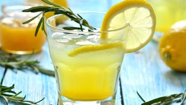 Uống 1 cốc nước mật ong trước khi đi ngủ, 7 ngày sau chị em sẽ nhận ra cơ thể có 5 sự thay đổi lớn: Vừa hồi xuân mà nội tạng lại sạch khỏe - Ảnh 1. Uống 1 cốc nước mật ong trước khi đi ngủ, 7 ngày sau chị em sẽ nhận ra cơ thể có 5 sự thay đổi lớn: Vừa hồi xuân mà nội tạng lại sạch khỏe - Ảnh 1.