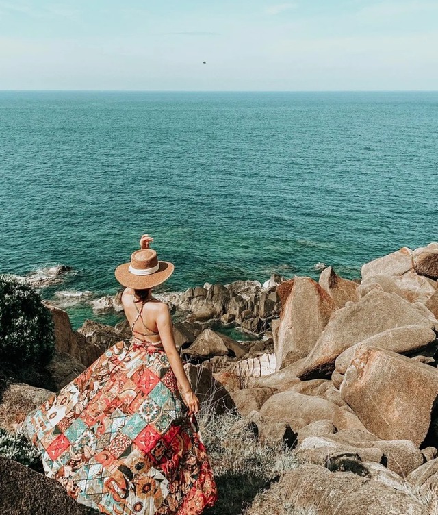 Đừng bỏ lỡ 3 hòn đảo đẹp “rụng rời” ở Quy Nhơn này: Vừa hoang sơ, yên bình lại có làn nước trong xanh cực đỉnh - Ảnh 1. Đừng bỏ lỡ 3 hòn đảo đẹp “rụng rời” ở Quy Nhơn này: Vừa hoang sơ, yên bình lại có làn nước trong xanh cực đỉnh - Ảnh 1.