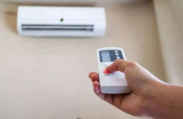 Bật điều hòa 26 độ có phải là cách tốt nhất để tiết kiệm điện? - Ảnh 1. Bật điều hòa 26 độ có phải là cách tốt nhất để tiết kiệm điện? - Ảnh 1.