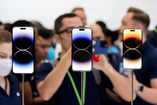 Người dùng Trung Quốc kêu trời vì mua iPhone 14 Pro hôm nay, đến tận năm 2023 mới nhận hàng - Ảnh 1. Người dùng Trung Quốc kêu trời vì mua iPhone 14 Pro hôm nay, đến tận năm 2023 mới nhận hàng - Ảnh 1.