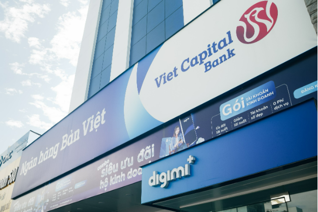Dịch chuyển sang ngân hàng bán lẻ và những đánh đổi vì lợi ích lâu dài - Ảnh 1. Dịch chuyển sang ngân hàng bán lẻ và những đánh đổi vì lợi ích lâu dài - Ảnh 1.