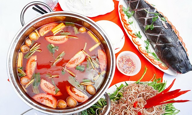 Cá lăng - Tuyệt phẩm ẩm thực của sông Sêrêpôk nơi đại ngàn Tây Nguyên - Ảnh 1. Cá lăng - Tuyệt phẩm ẩm thực của sông Sêrêpôk nơi đại ngàn Tây Nguyên - Ảnh 1.