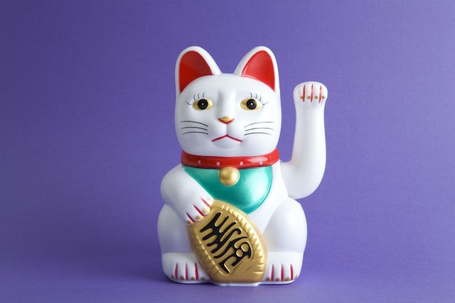 Maneki-neko: Tượng mèo may mắn nổi tiếng của Nhật Bản và câu chuyện ít người biết về nguồn gốc ra đời - Ảnh 1. Maneki-neko: Tượng mèo may mắn nổi tiếng của Nhật Bản và câu chuyện ít người biết về nguồn gốc ra đời - Ảnh 1.