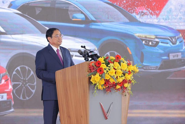 Xuất khẩu 999 xe Vinfast điện sang Mỹ: Bước ngoặt của ngành sản xuất ô tô - Ảnh 1. Xuất khẩu 999 xe Vinfast điện sang Mỹ: Bước ngoặt của ngành sản xuất ô tô - Ảnh 1.