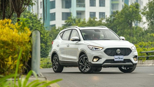 Mẫu ô tô 5 chỗ gầm cao giá rẻ nhất Việt Nam bất ngờ tăng giá bán - Ảnh 1. Mẫu ô tô 5 chỗ gầm cao giá rẻ nhất Việt Nam bất ngờ tăng giá bán - Ảnh 1.