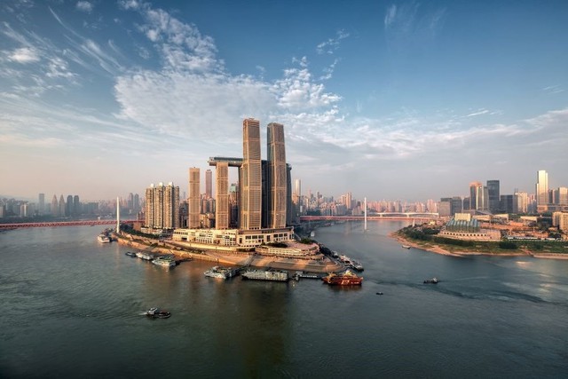 CapitaLand: Từ sự tương đồng trong mô hình chia nhỏ BĐS để bán, đến cuộc đàm phán mua 1,5 tỷ USD tài sản của Vinhomes - Ảnh 1. CapitaLand: Từ sự tương đồng trong mô hình chia nhỏ BĐS để bán, đến cuộc đàm phán mua 1,5 tỷ USD tài sản của Vinhomes - Ảnh 1.