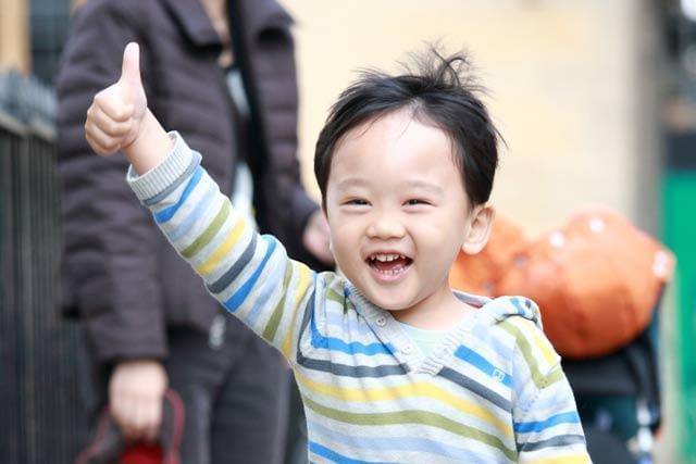 Tất tần tật những điều cha mẹ cần làm khi đón con đi học về - Ảnh 1. Tất tần tật những điều cha mẹ cần làm khi đón con đi học về - Ảnh 1.