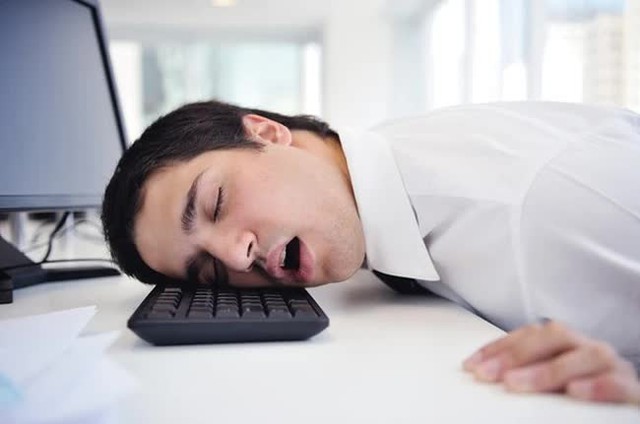 Ngủ muộn hay ngủ ít hại sức khỏe hơn: Từ bỏ ngay kẻo cơ thể bị “bào mòn”, tuổi thọ bị rút ngắn - Ảnh 1. Ngủ muộn hay ngủ ít hại sức khỏe hơn: Từ bỏ ngay kẻo cơ thể bị “bào mòn”, tuổi thọ bị rút ngắn - Ảnh 1.