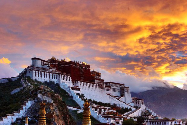 Những điều ít ai biết về Tây Tạng, vùng đất kỳ thú được mệnh danh là nóc nhà thế giới - Ảnh 1. Những điều ít ai biết về Tây Tạng, vùng đất kỳ thú được mệnh danh là nóc nhà thế giới - Ảnh 1.
